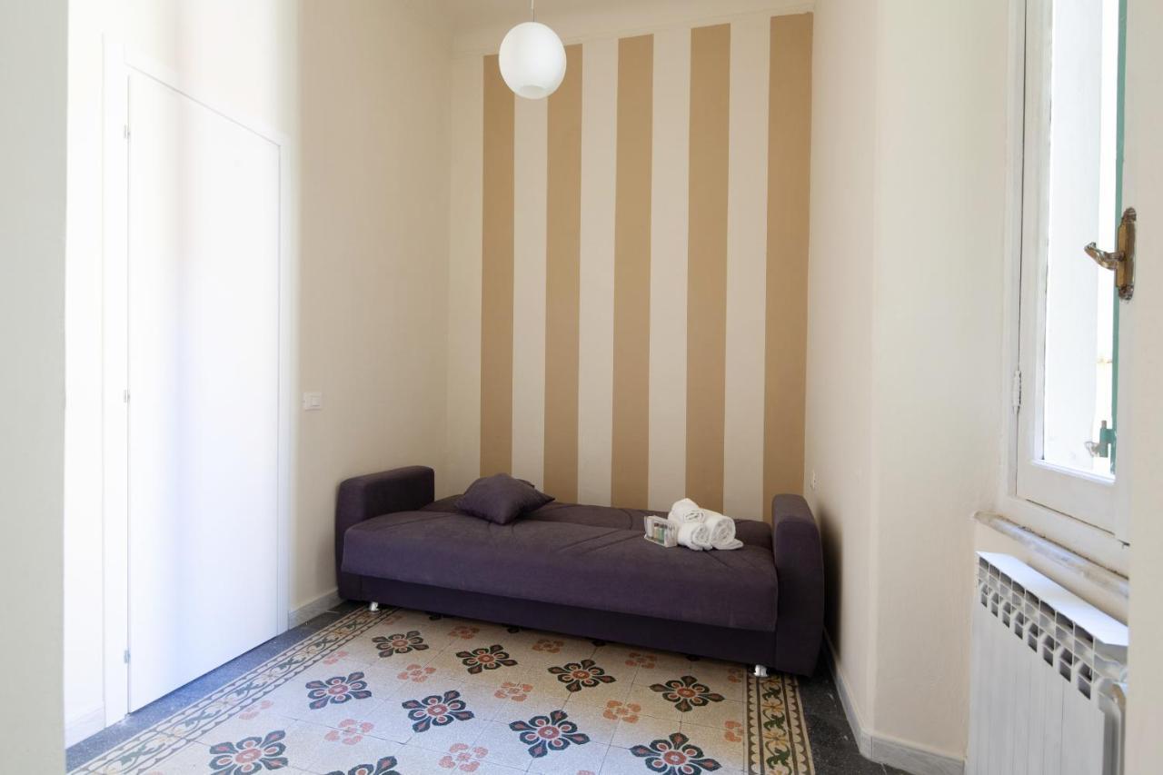 Rent Rooms La Spezia Luaran gambar