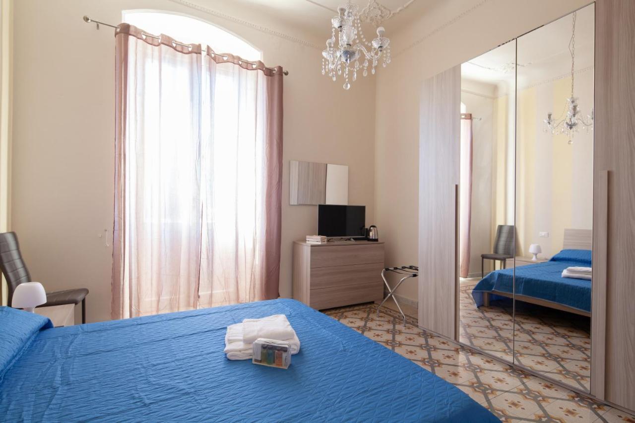 Rent Rooms La Spezia Luaran gambar