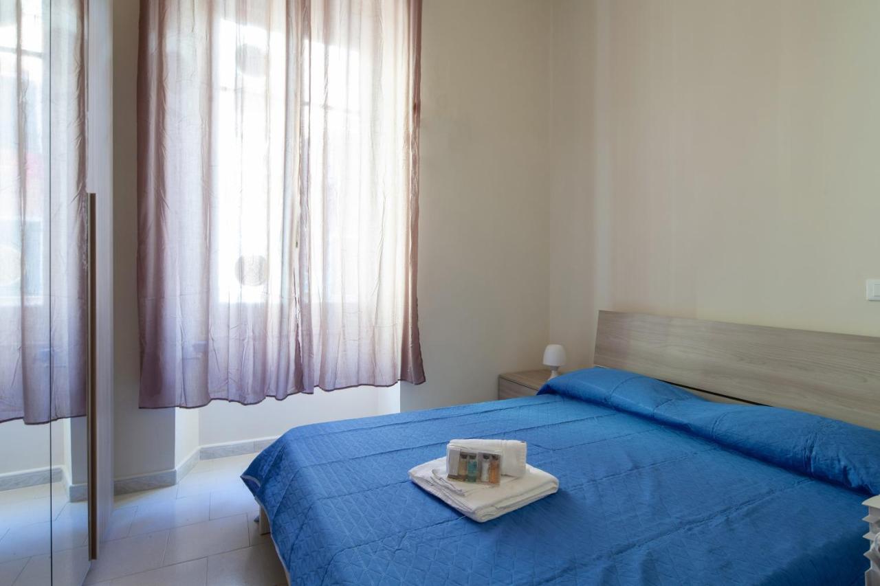 Rent Rooms La Spezia Luaran gambar